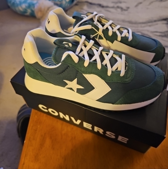 Converse Kids Green and White Omega Trainer Runner Sneakers